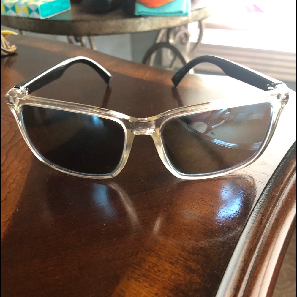 Vonzipper sunglasses